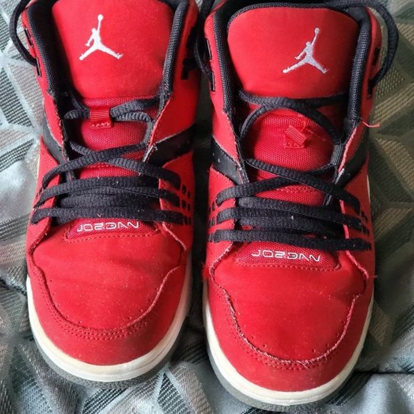 Nike Air Jordan Flight 23 – Size 6 Youth Red Suede Upper - Picture 5 of 6